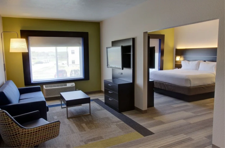 1 Bedroom Double Suite