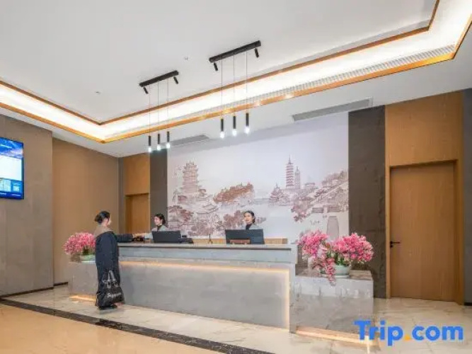 Yunju Hotel