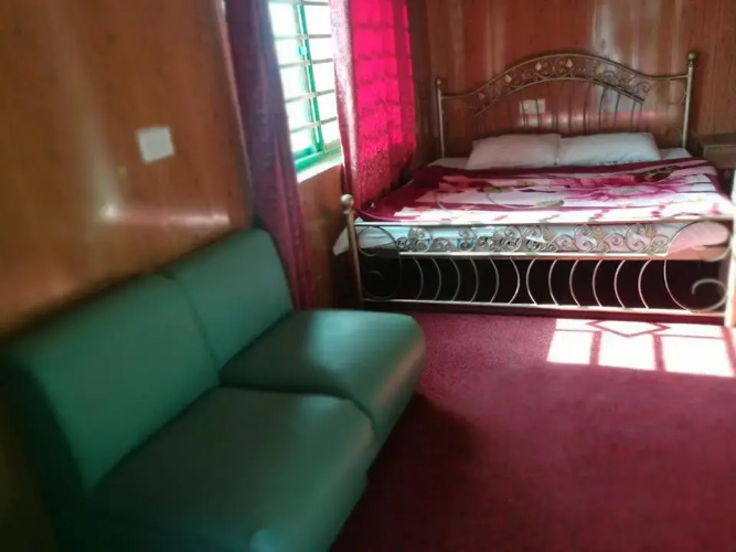 Nathia Heights Hotel