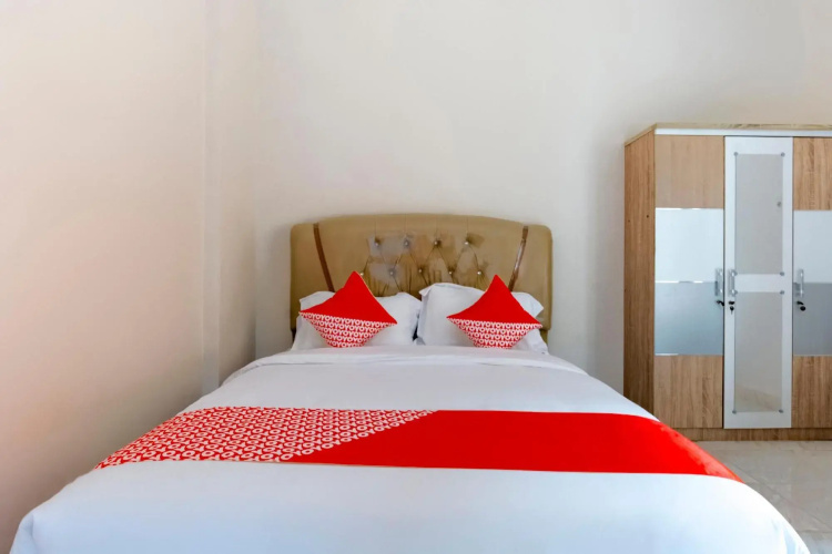 OYO 2898 Kost Irfani