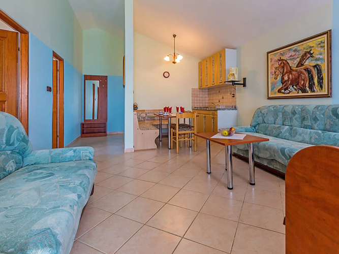 Apartment Delfin Karlobag 13234