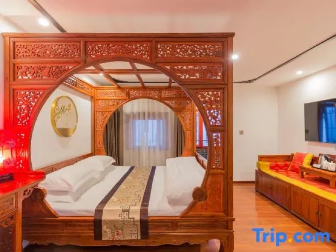 Classic Double room with courtyard view