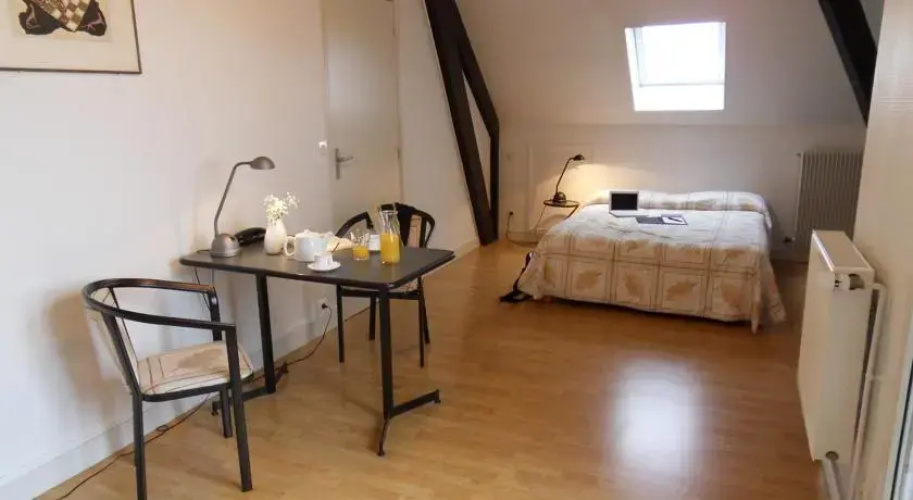 Appotel Malraux