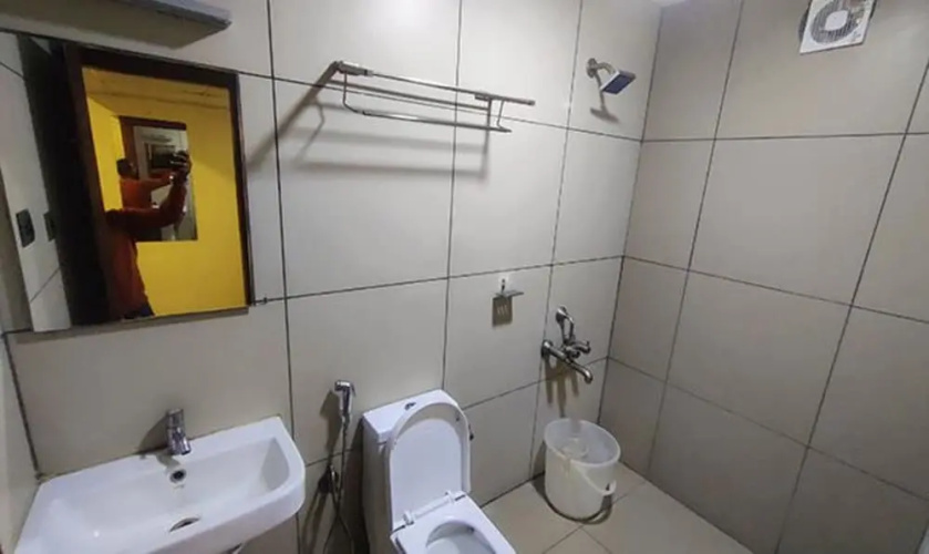 Fabhotel Adya Classic