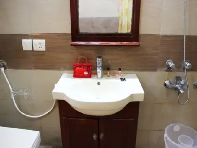 OYO 2496 Hotel Sparsh Inn