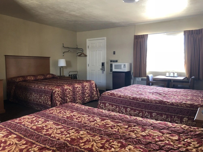 Evergreen Lodge