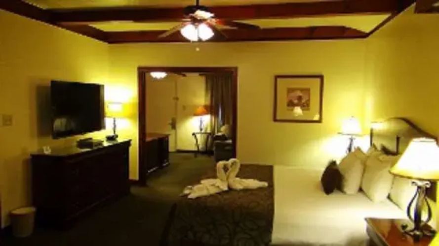 Best Western Coronado Hotel