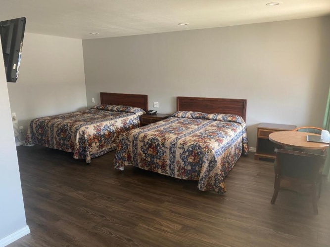 Deluxe Quadruple room