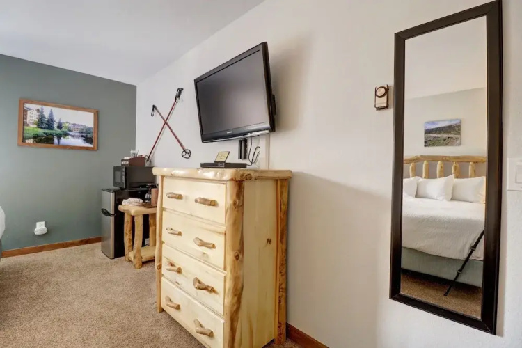 Be306a Bridge End Hotel Room 1 Bedroom Condo