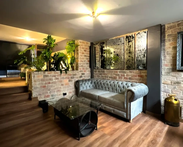 Luxury Apartment