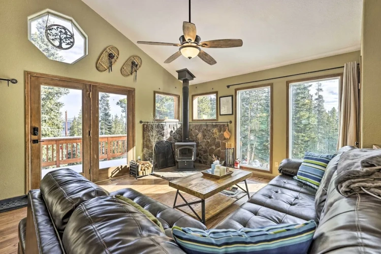3 Bedrooms Cottage