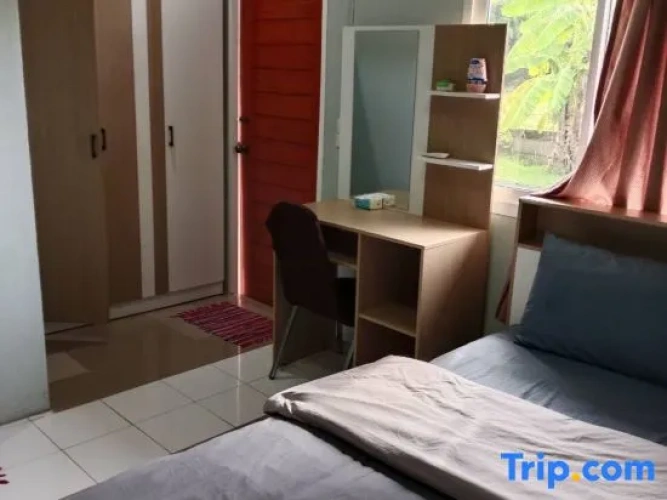 Economy room