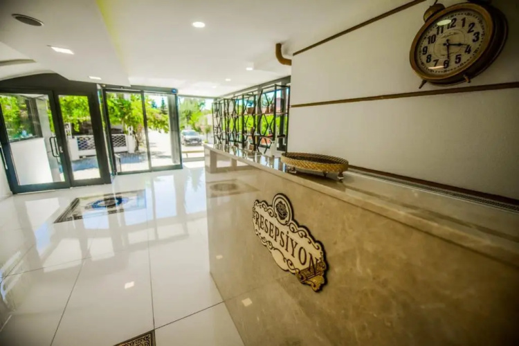 Rosa Therapy Hotel