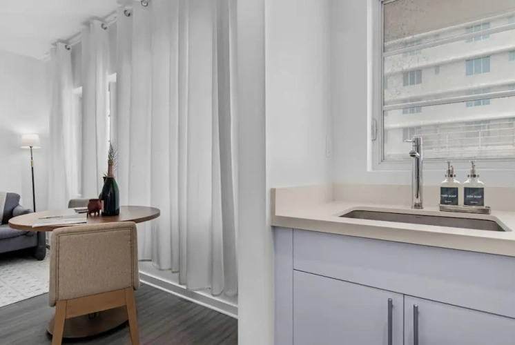 Twin Apartment