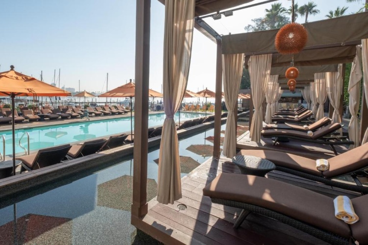 Hotel Maya - a DoubleTree by Hilton photo 8