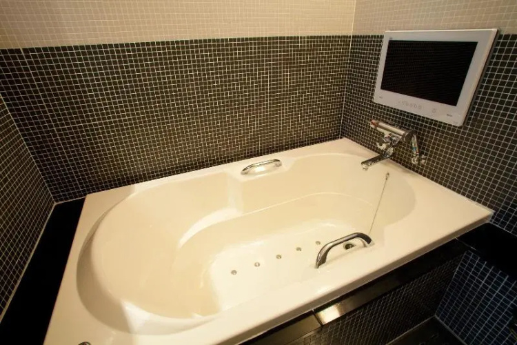 OYO 43999 Hotel Allamanda