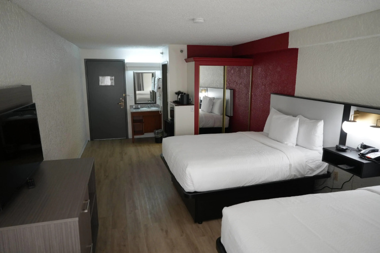Ramada by Wyndham Tulsa Broken Arrow