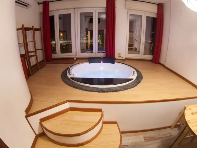 Luxury Suite