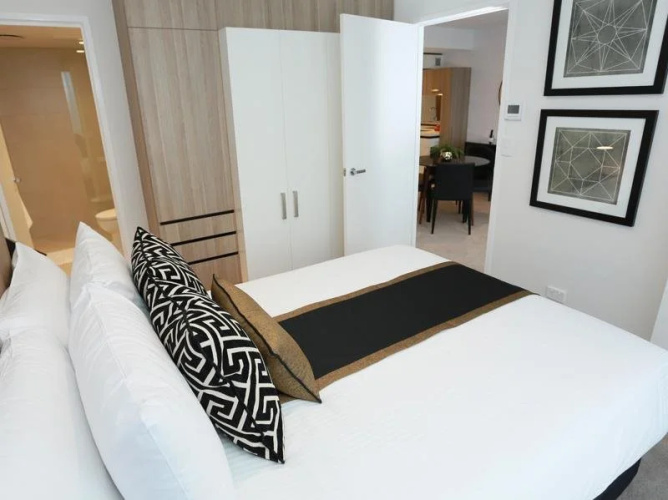 Alex Perry Hotel & Apartments