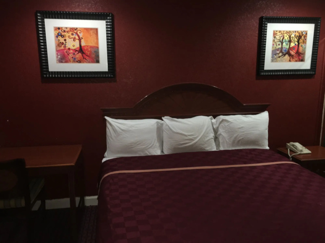 Southmore Boulevard Motel