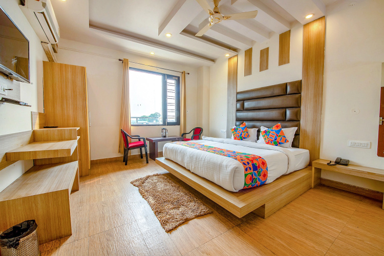 Fabhotel As Residency