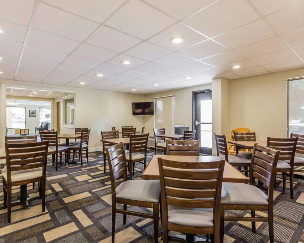 Clarion Inn Mt. Pleasant - Charleston photo 22