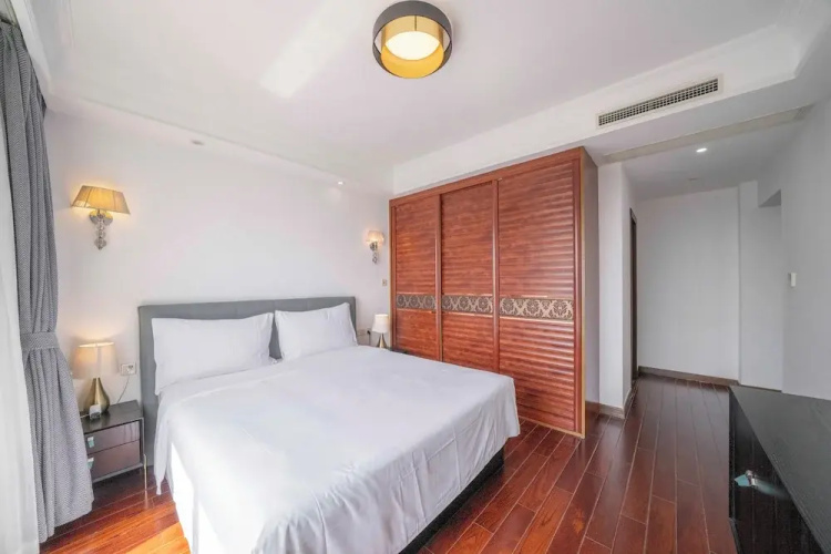 Tyms Xintiandi Elegant 3BR 2BA APT