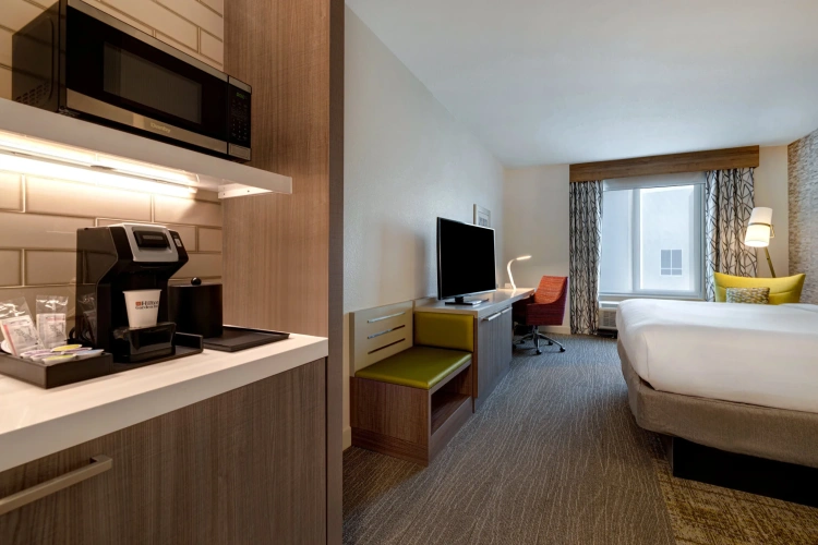 Standard Double room with pool view