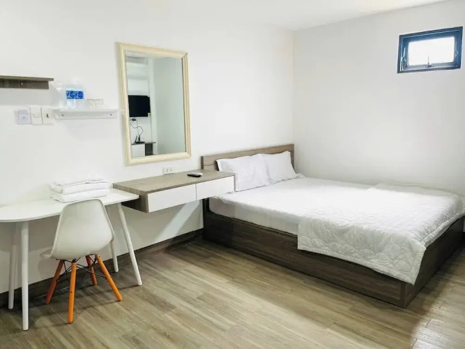 Royal Hotel & Apartment