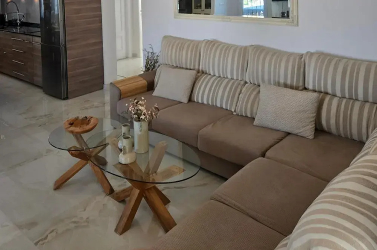 3-bed Villa Sleeps 8 With Private Pool