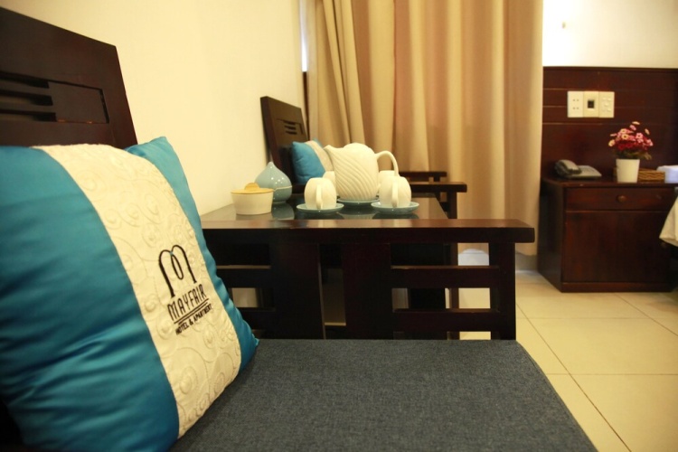 Standard Triple room