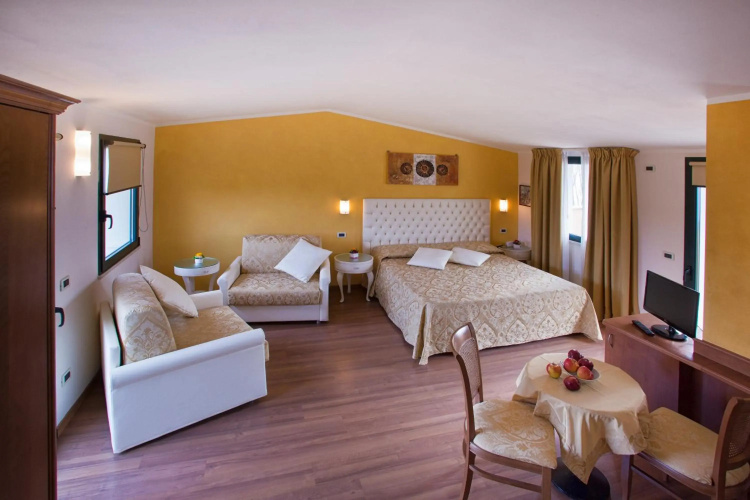 Hotel La Rondine