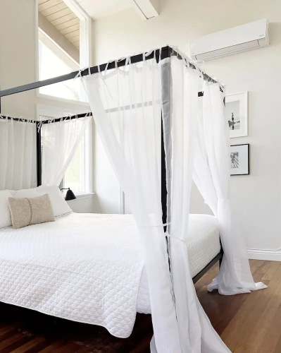 4 Bedrooms Cottage