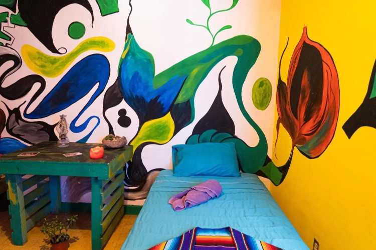 hostal chesal