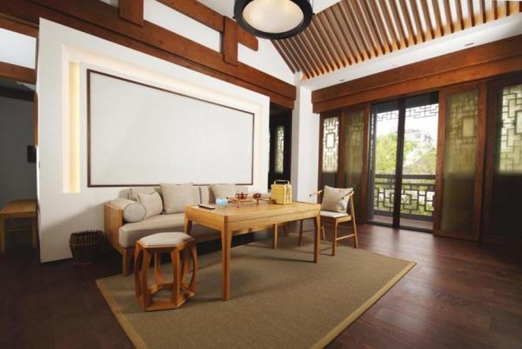 Suite with garden view