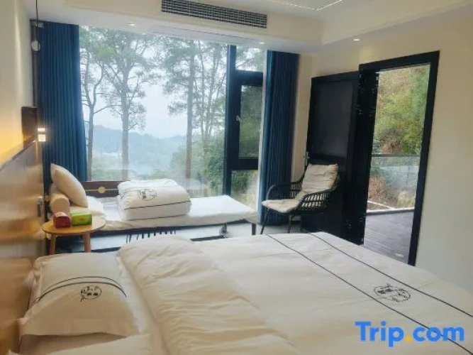 Standard Double room with sunrise view