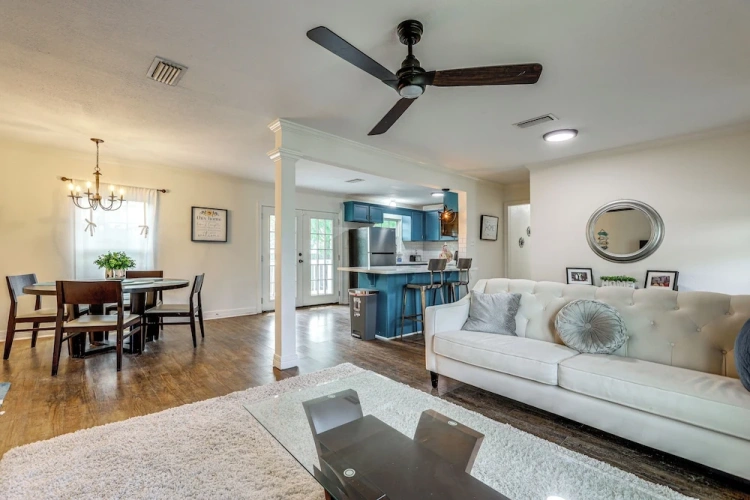 3 Bedrooms Cottage
