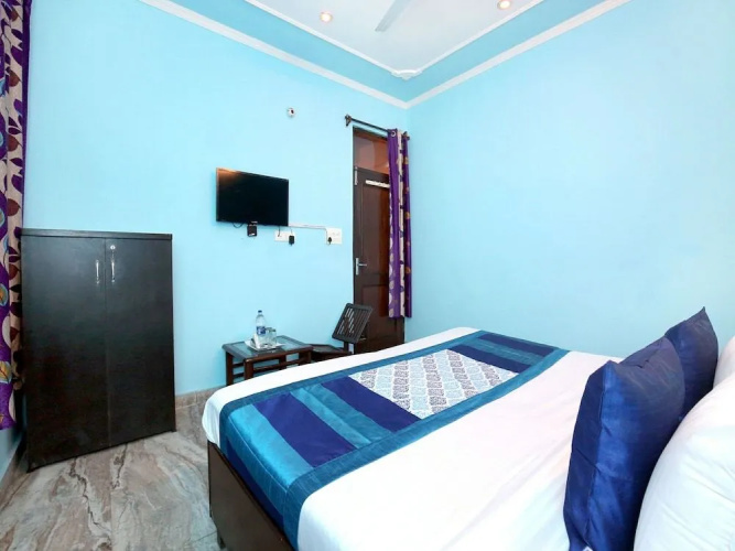 OYO 9599 Vansh Palace