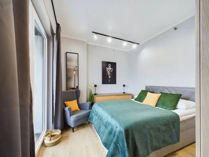 Business Apartment Parking by Renters