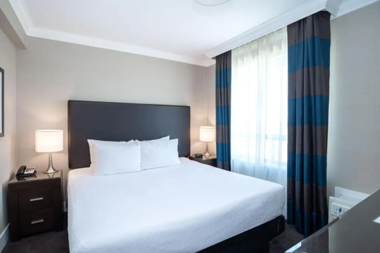 Standard Double Suite