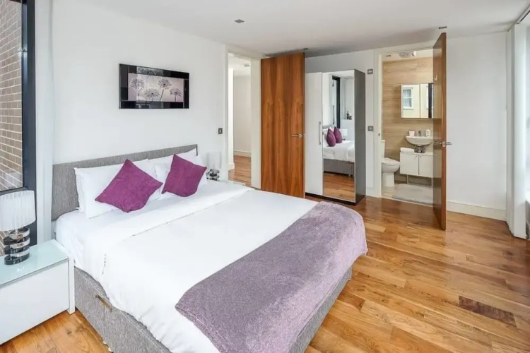 Modern 2bed 2bath, Sleeps 6, 4mins to Euston