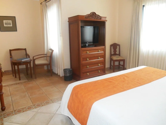 Quadruple Suite