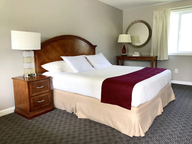 Inn on the Hill