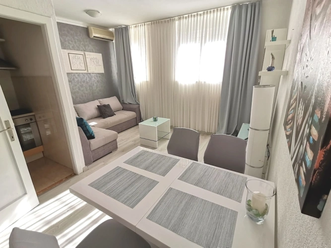 Quadruple Apartment