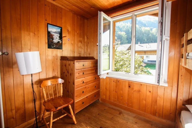 Lake Lodge Hostel