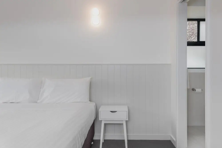 Coastal Cottage by the BnB Collection