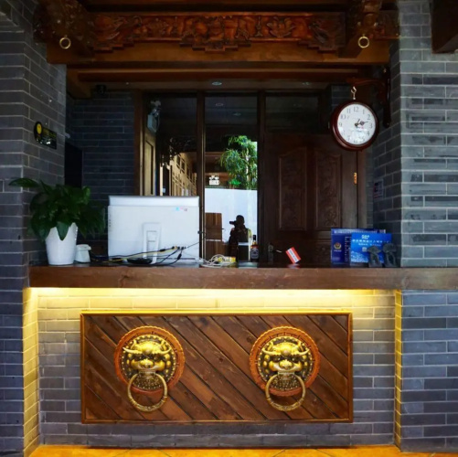 Lijiang Jinjia Cloud Window Inn