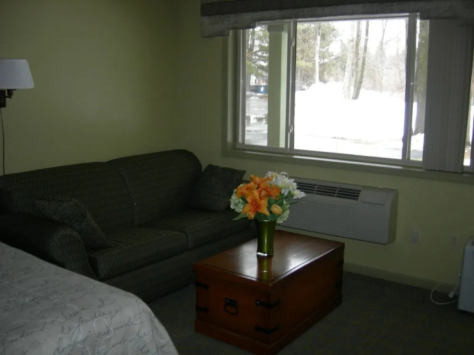 Bellaire Inn