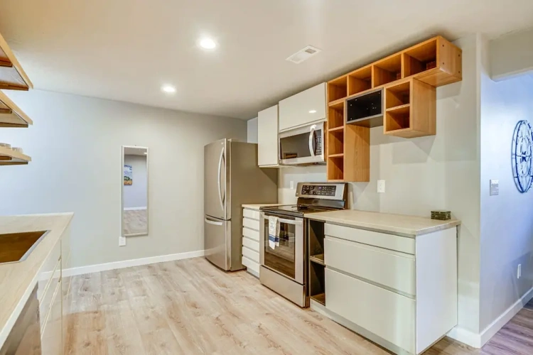 2 Bedrooms Apartment