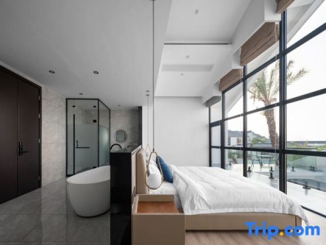 2 Bedrooms Luxury Villa